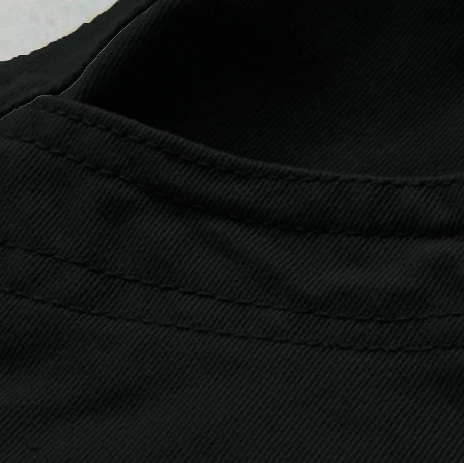Mens Resort Wear 2025 Loose Fit Summer Cargo Shorts with Zipper Multi Pocket Outdoor Casual Lightweight Shorts